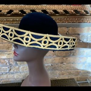 Oscar Del A Renta Hat